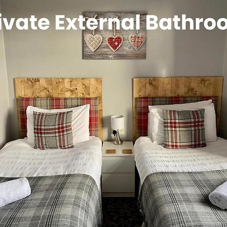 Number 19 Guest House - Self Check In - Under 4 Miles From Barrow In Furness دالتون-ين-فورنيس المظهر الخارجي الصورة